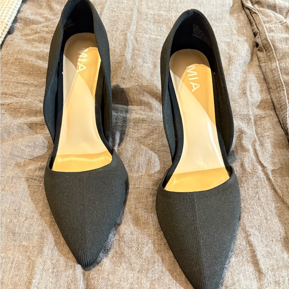 MIA Women's Elegant Black Heels 9.5 NWOT
